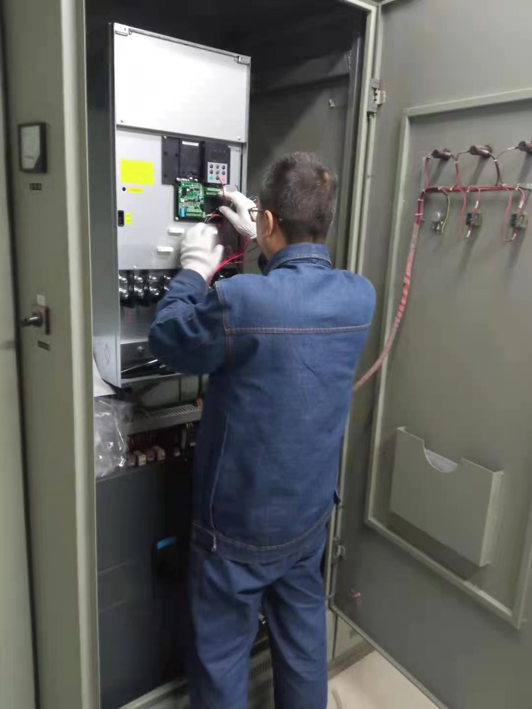 Inverter transformation of Guohua Jinjie Power Plant