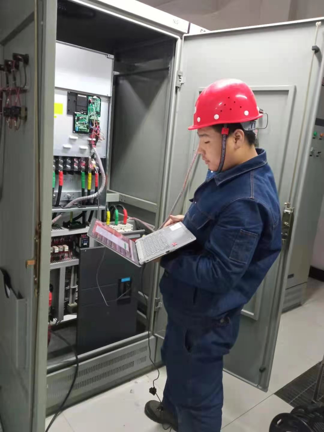 Inverter transformation of Guohua Jinjie Power Plant
