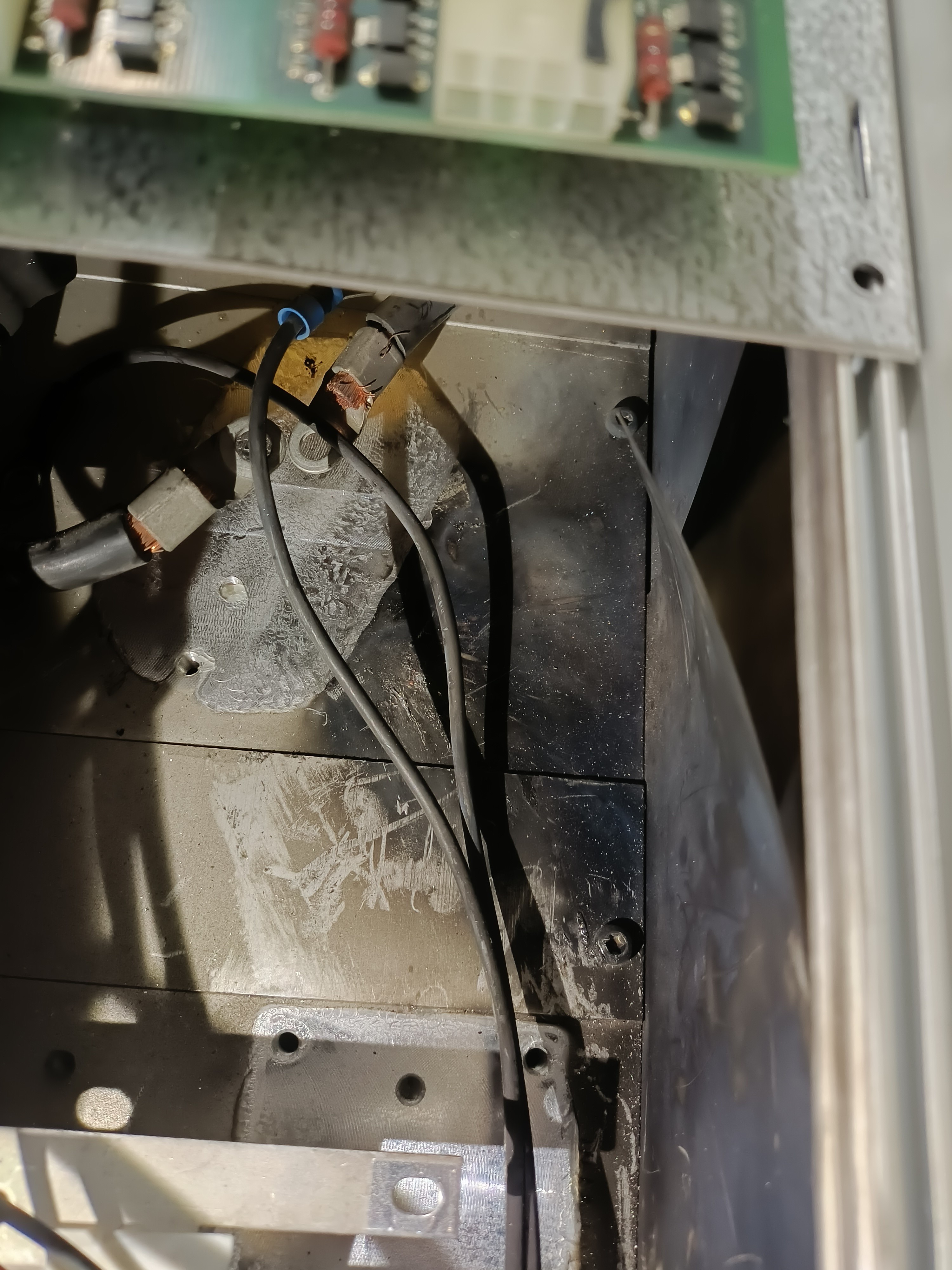 Maintenance of Danfoss Frequency Converter Explosion Machine by Litong Aluminum Industry (Qinghai) Co., Ltd